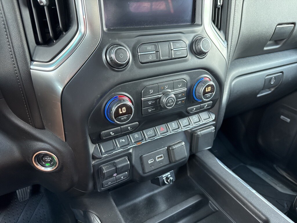 2019 Chevrolet Silverado 1500 LT Trail Boss photo 2