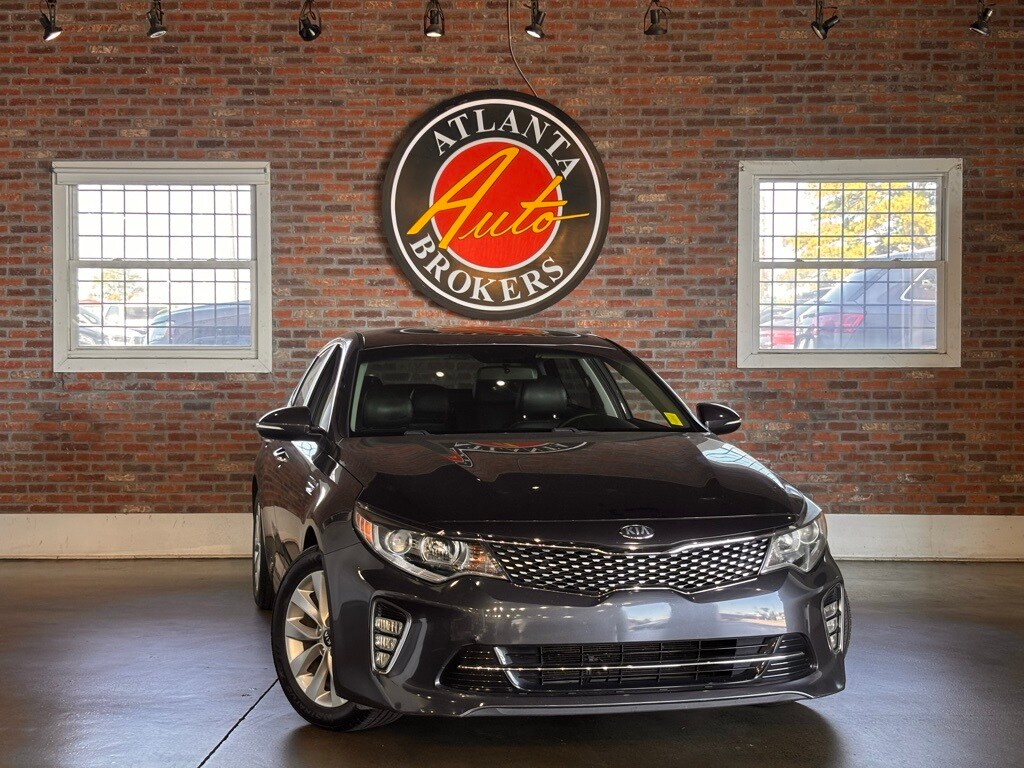 Used 2018 Kia Optima S Sedan