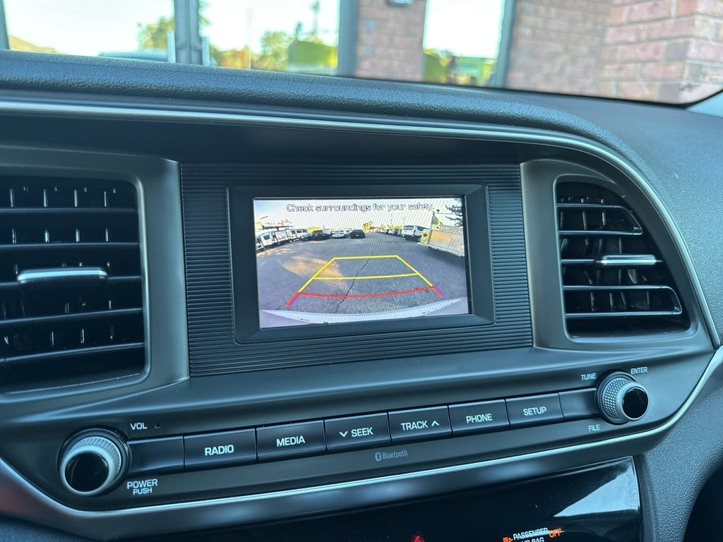 Used 2019 Hyundai Elantra SE Sedan