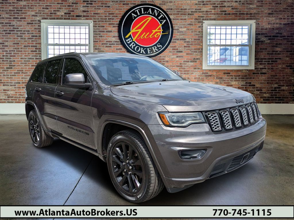 2020 Jeep Grand Cherokee Altitude's photo