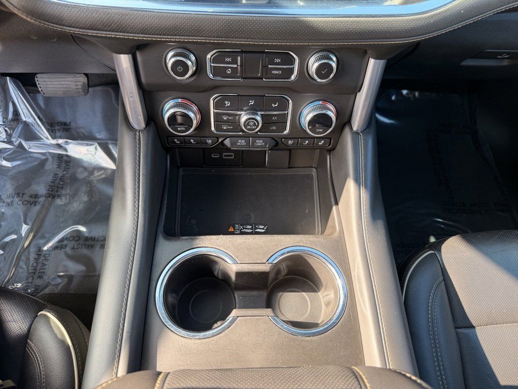 2023 GMC Yukon XL SLT - Photo 22