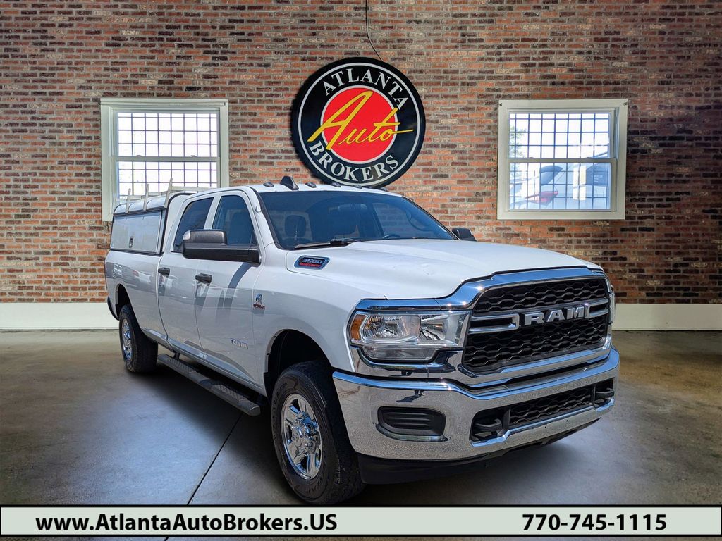 2022 RAM 3500 Tradesman 4X4 Crew Cab LWB's photo