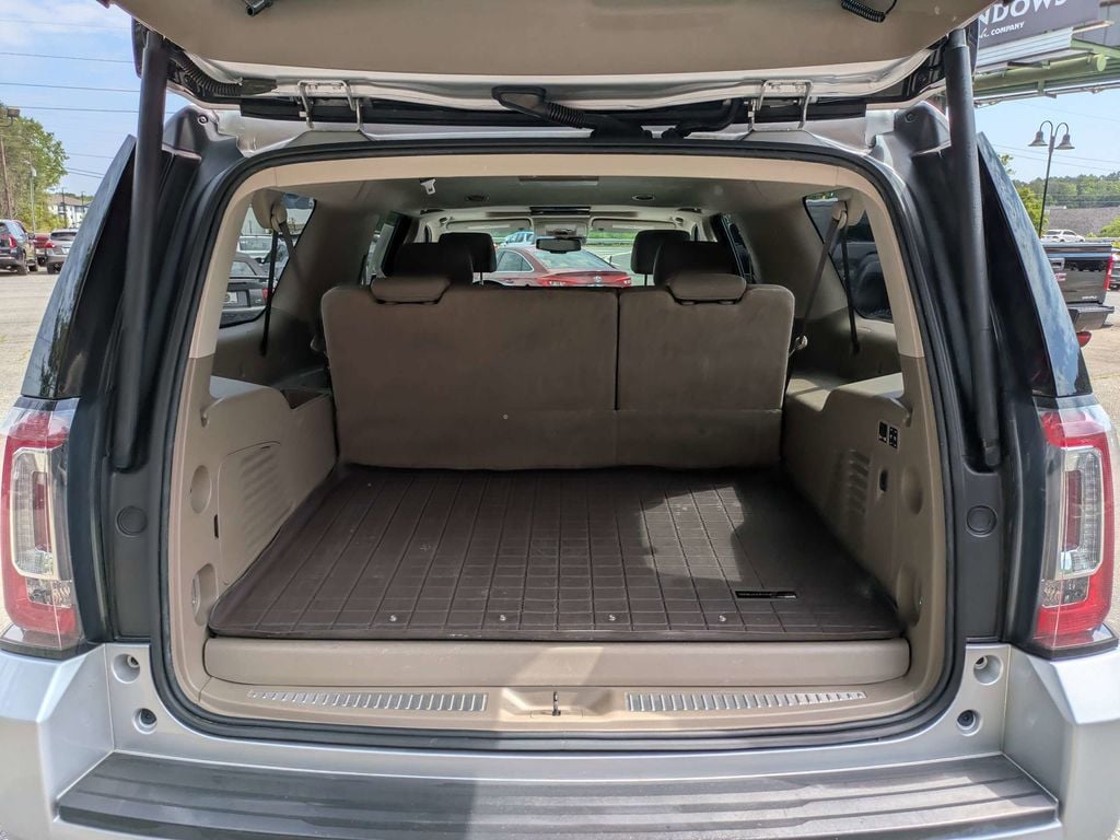 2019 GMC Yukon XL SLT - Photo 6