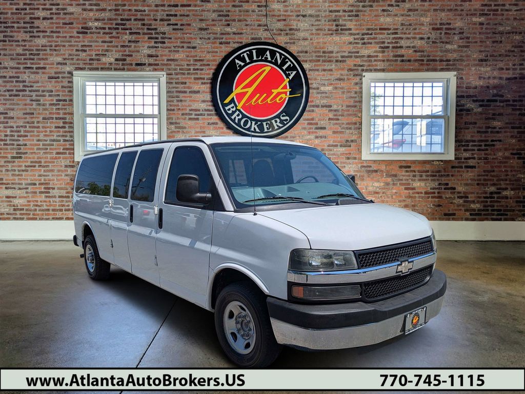 2014 Chevrolet Express Passenger LS