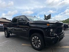used 2024 Chevrolet Silverado 2500HD Custom Truck Crew Cab for sale in atlanta