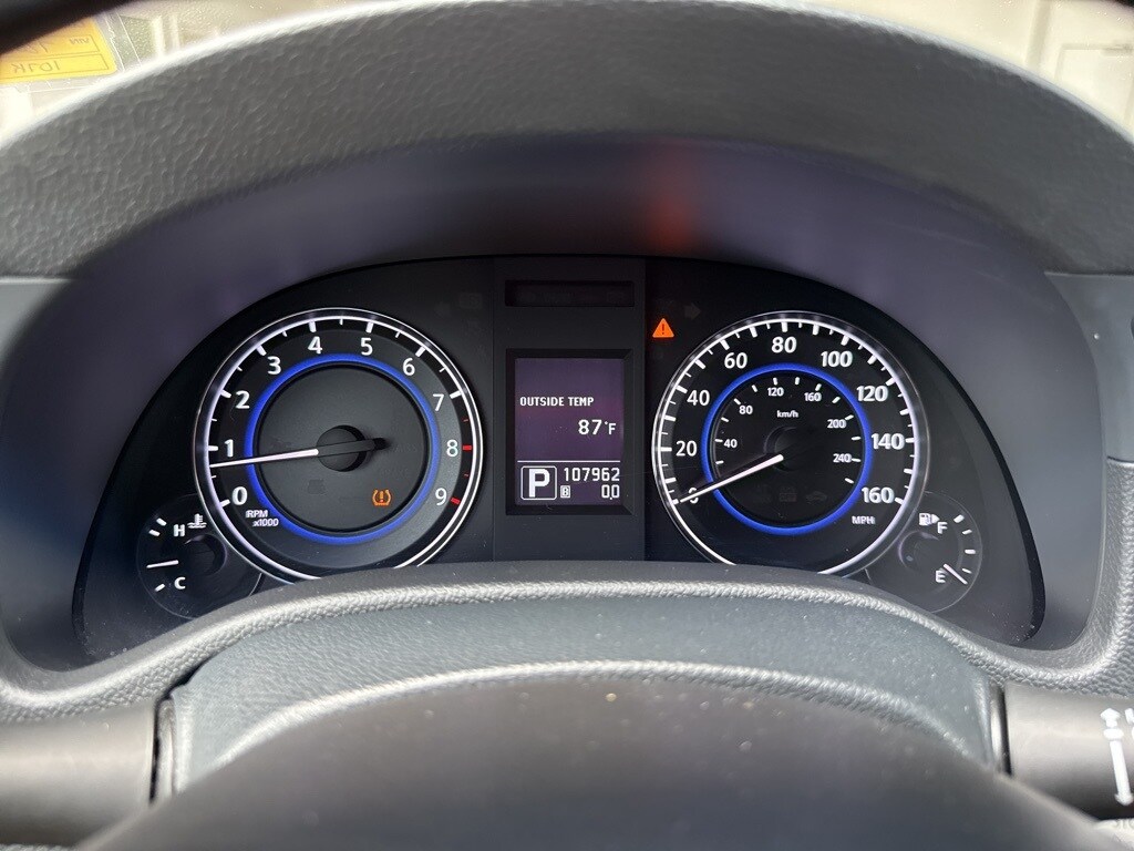 2013 Infiniti G37 Journey photo 2