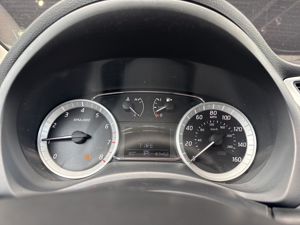 2014 Nissan Sentra SV photo 2