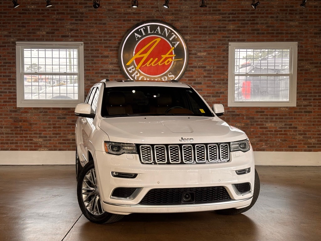 2018 Jeep Grand Cherokee Summit's photo