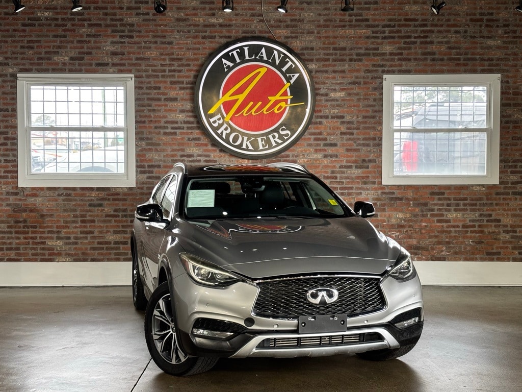 2018 INFINITI QX30 Premium's photo