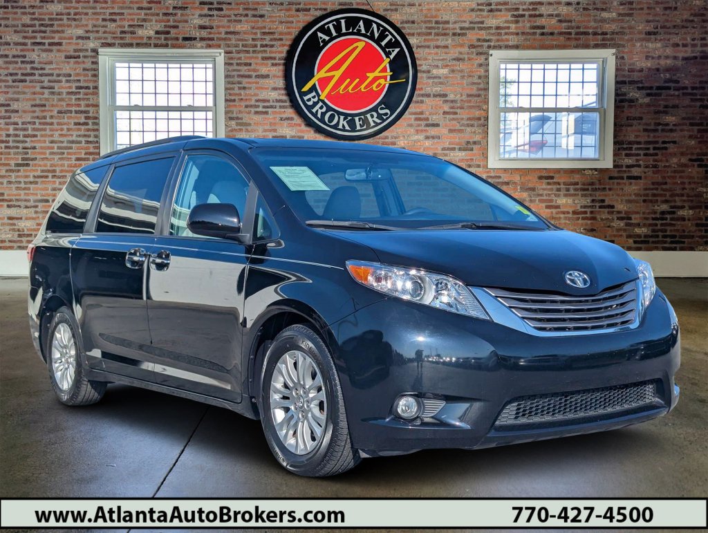 used 2017 Toyota Sienna XLE Minivan/Van for sale in atlanta