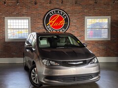 used 2017 Chrysler Pacifica Touring Van for sale in atlanta