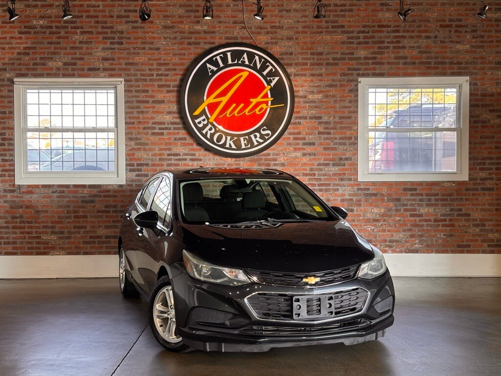 Used 2017 Chevrolet Cruze LT Hatchback