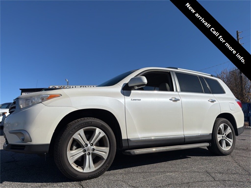 Used 2013 Toyota Highlander Limited SUV