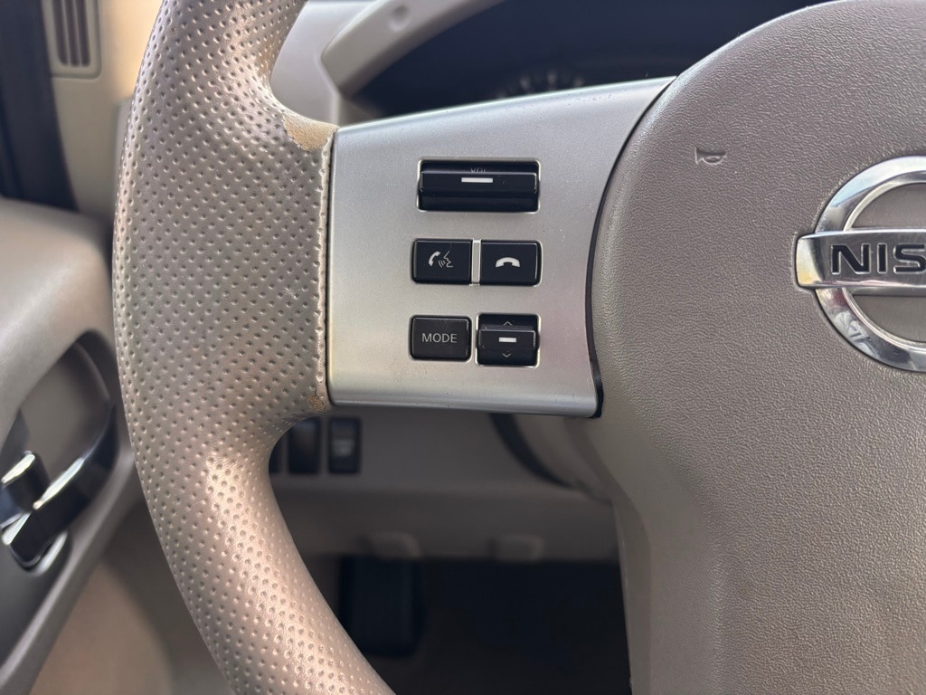 Used 2016 Nissan Frontier SV Truck Crew Cab