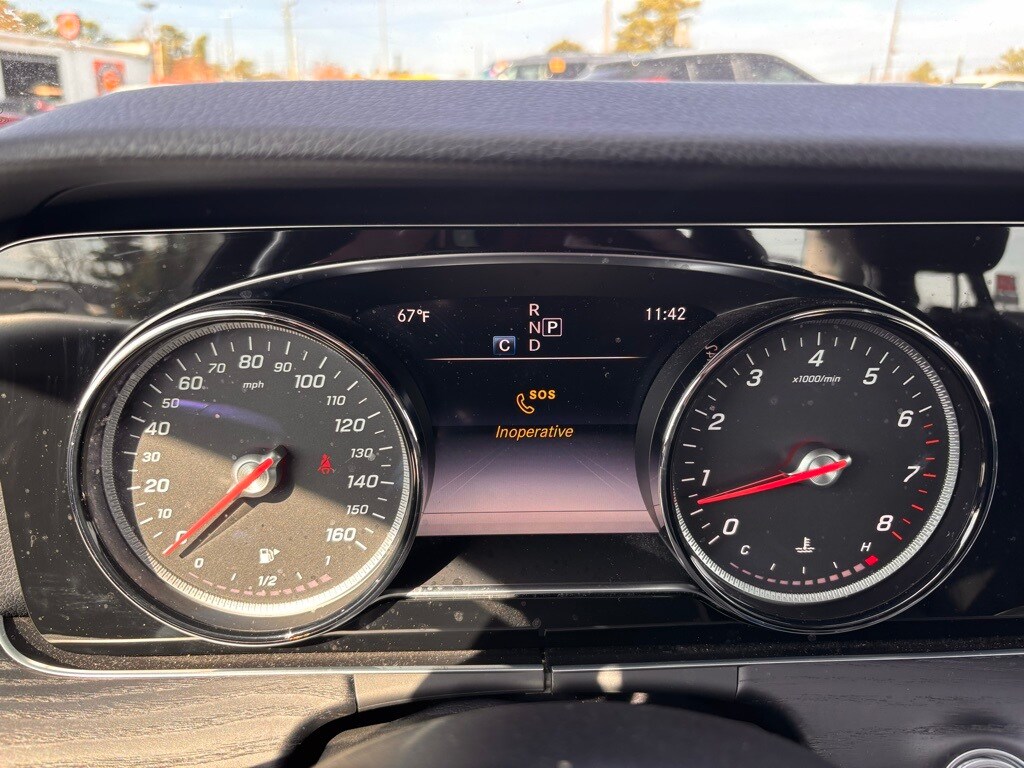 2017 Mercedes Benz E 300 Sedan photo 2