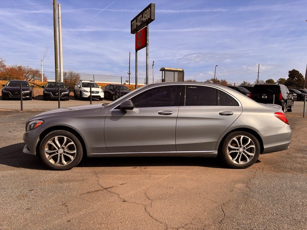 2016 Mercedes Benz C 300 Sedan photo 3
