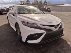 used 2021 Toyota Camry SE Sedan for sale in atlanta