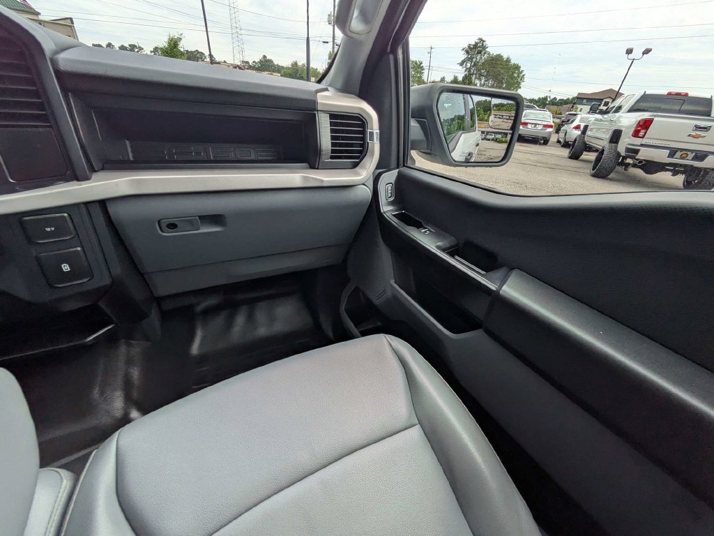 2022 Ford F-150 XL - Photo 16