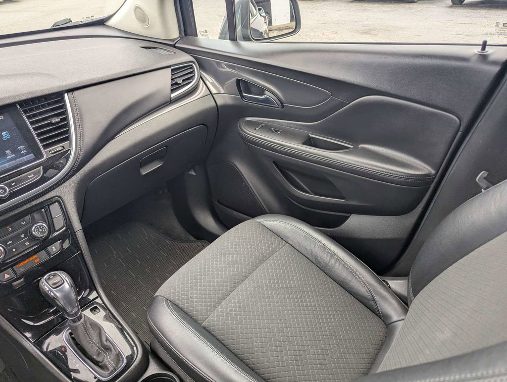 2017 Buick Encore Preferred - Photo 17