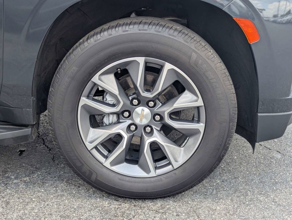 2022 Chevrolet Tahoe LT - Photo 12