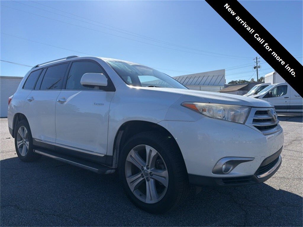 Used 2013 Toyota Highlander Limited SUV