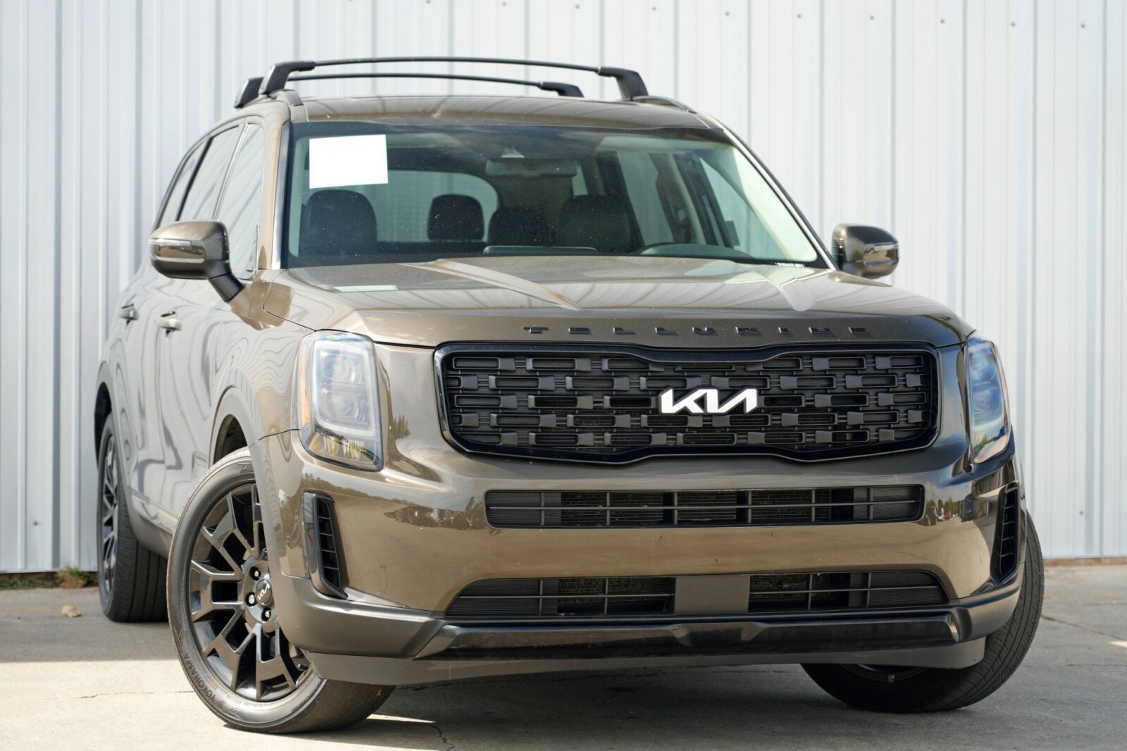 2022 Kia Telluride EX Nightfall Edition photo 2