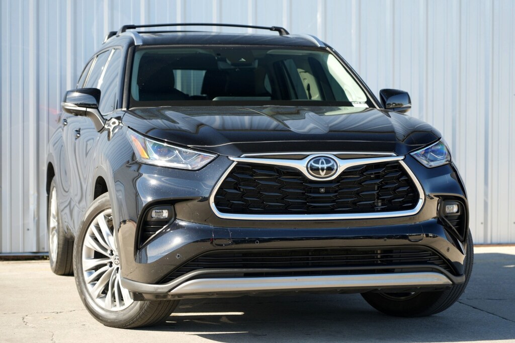Used 2023 Toyota Highlander Platinum SUV