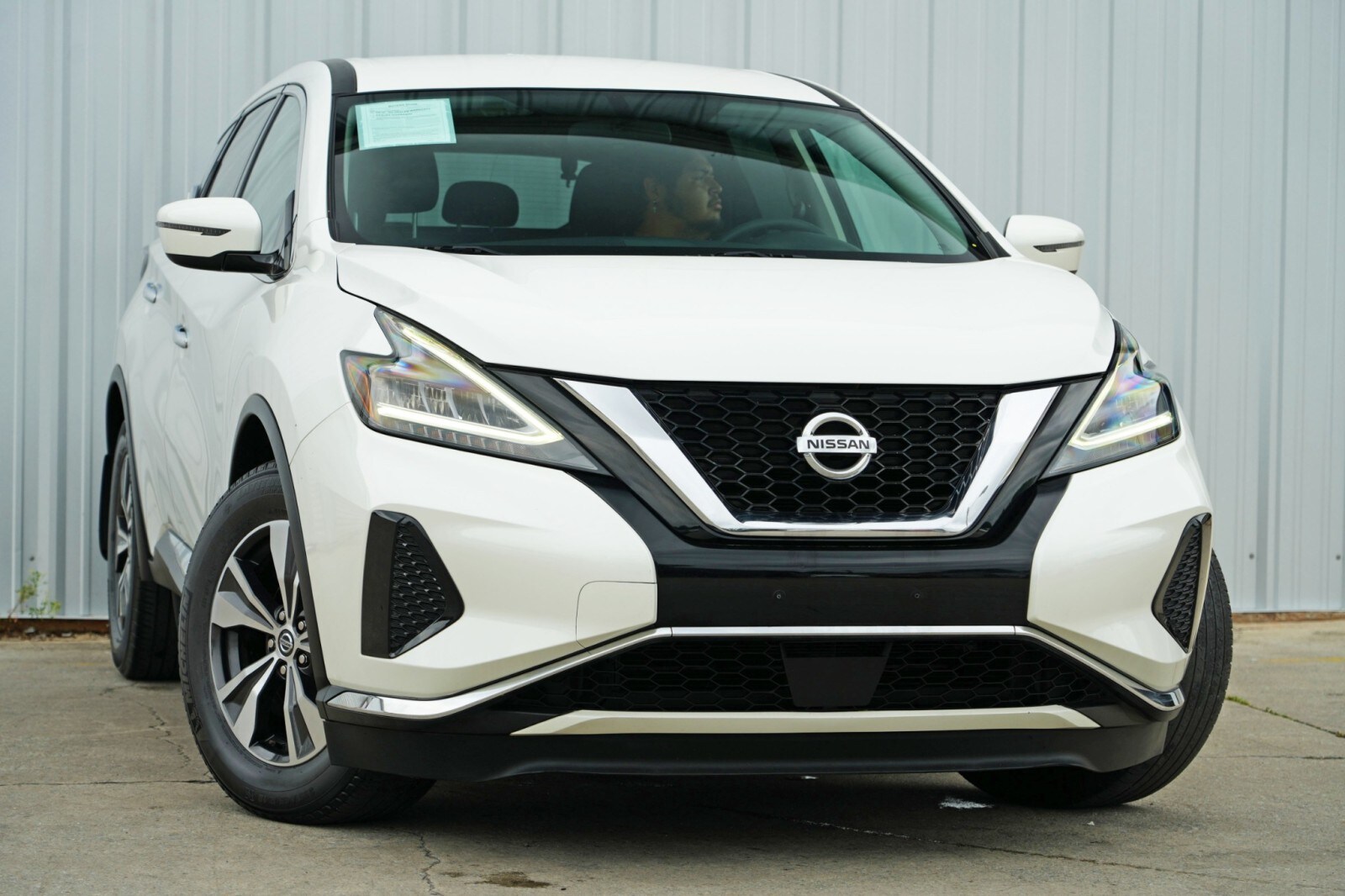 2019 Nissan Murano S photo 2