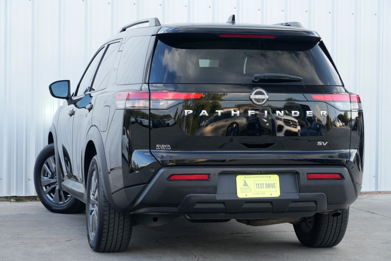 2022 Nissan Pathfinder SV photo 4