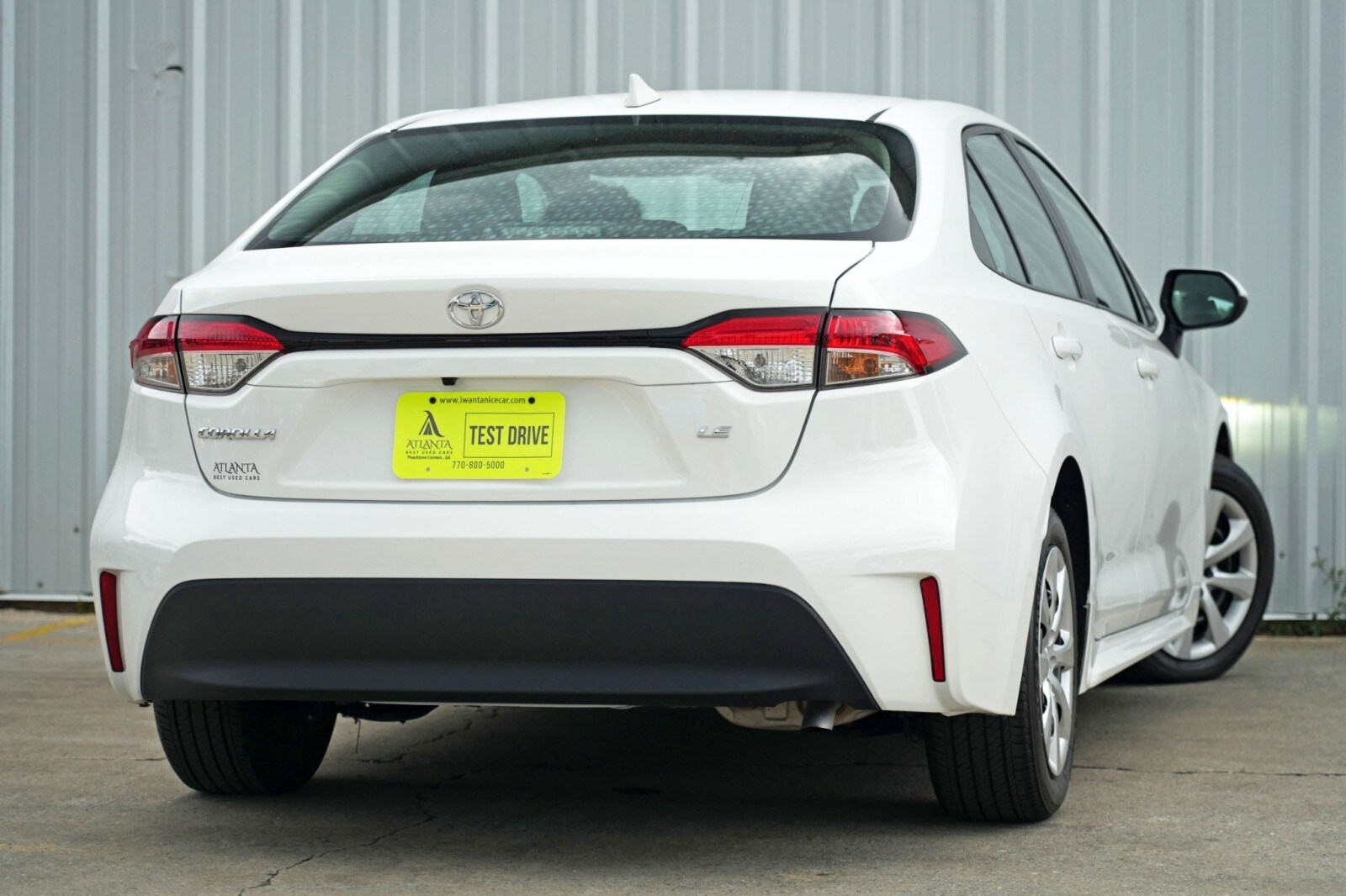 2024 Toyota Corolla LE photo 3