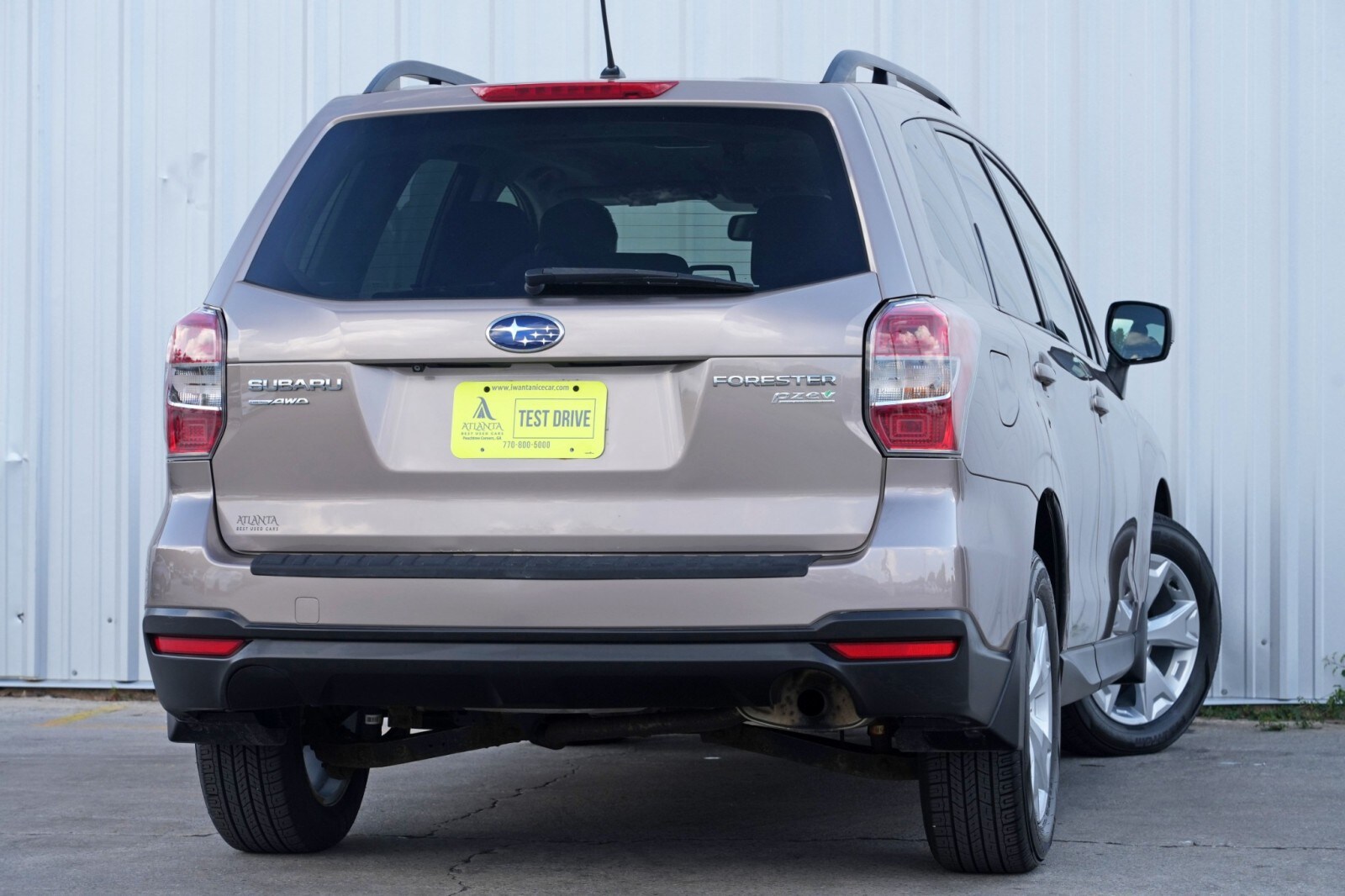 2015 Subaru Forester 2.5i Premium photo 2