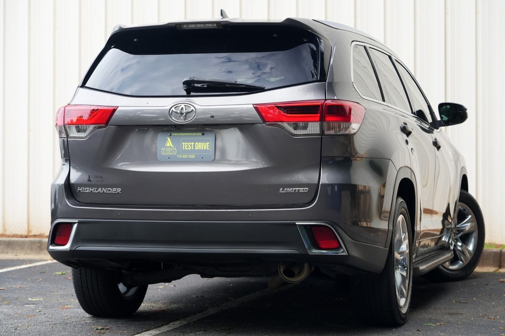 Used 2017 Toyota Highlander Limited SUV