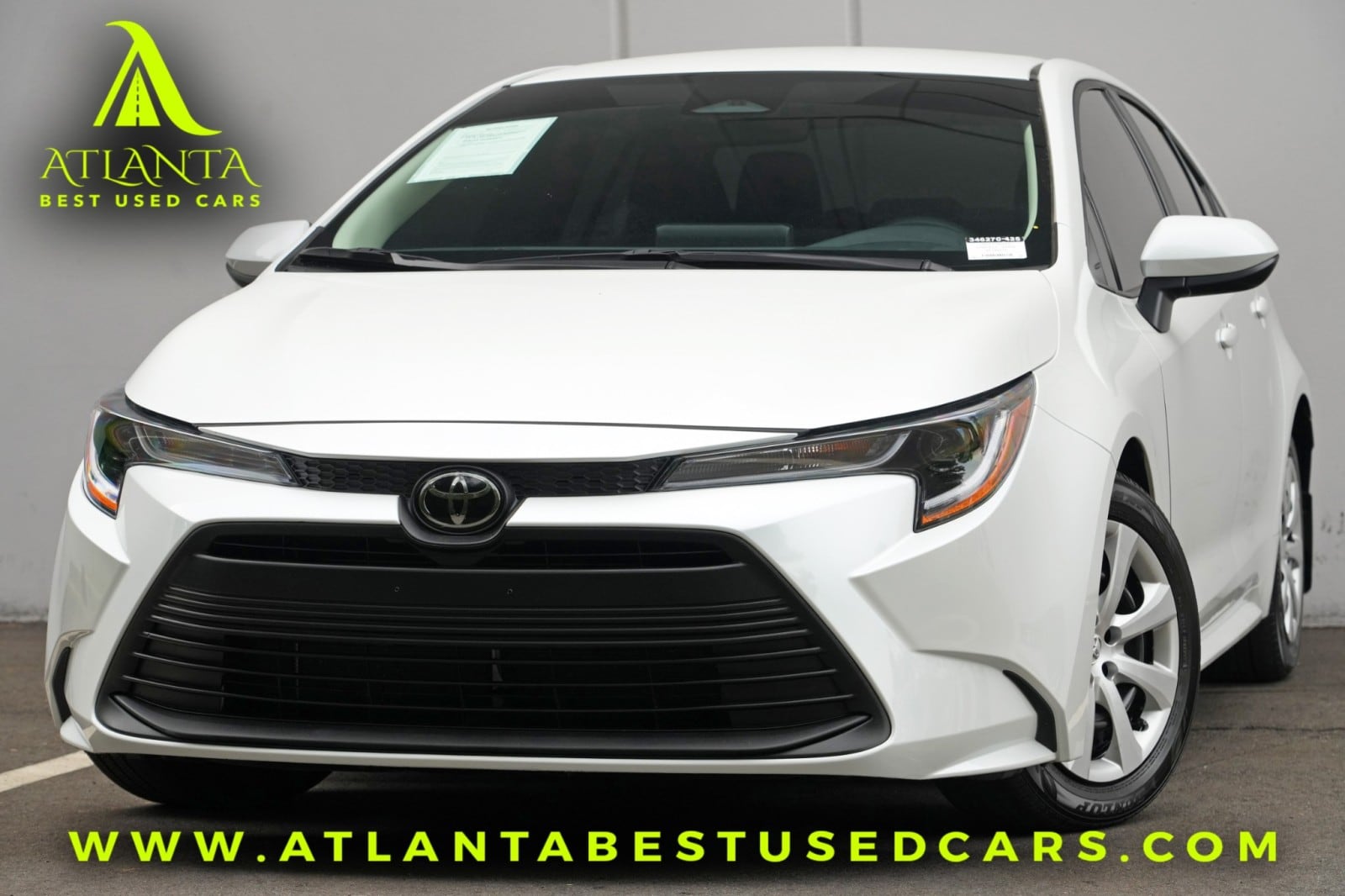 2025 Toyota Corolla LE CVT's photo