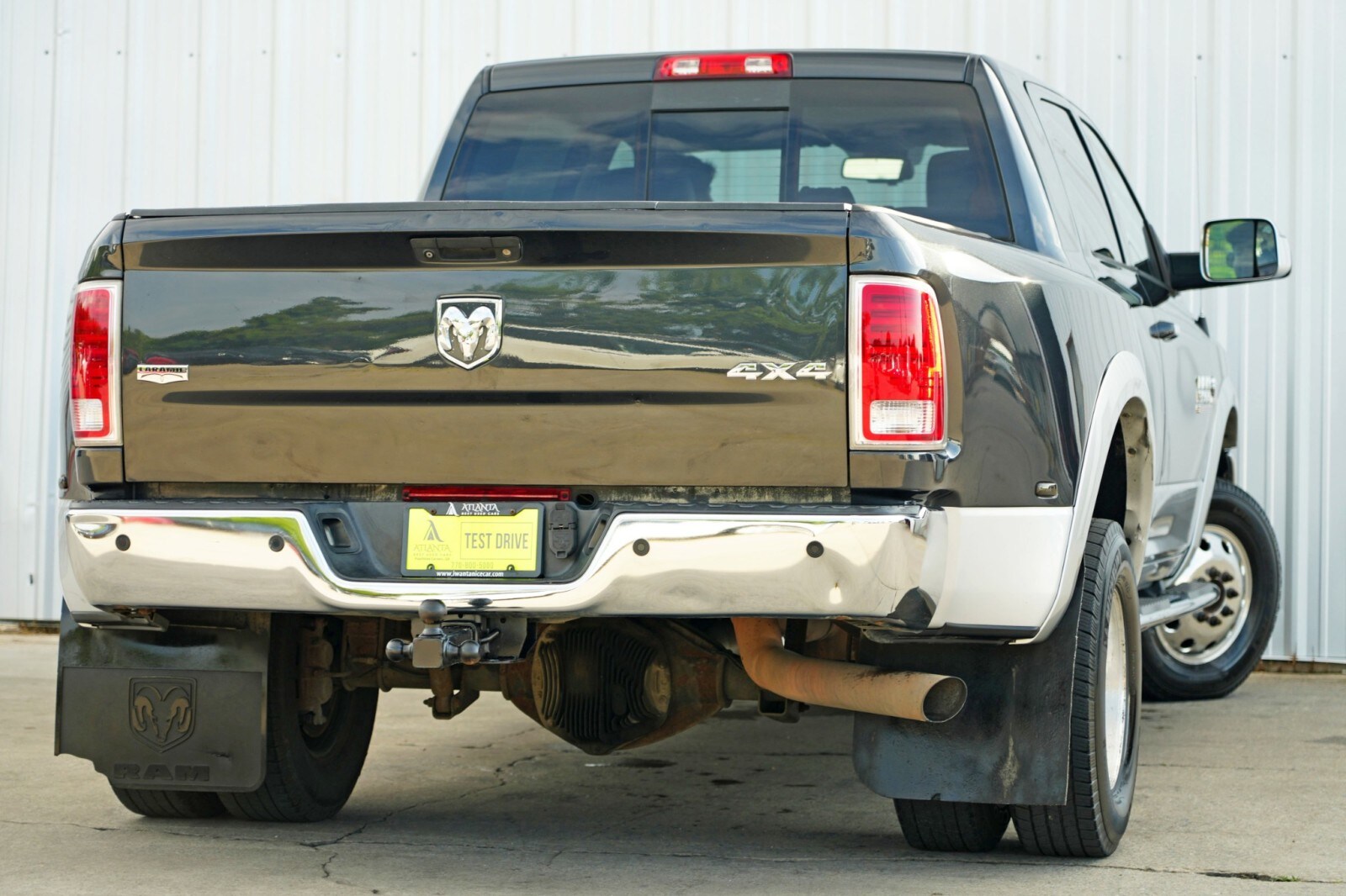 2015 Ram 3500 Laramie photo 3
