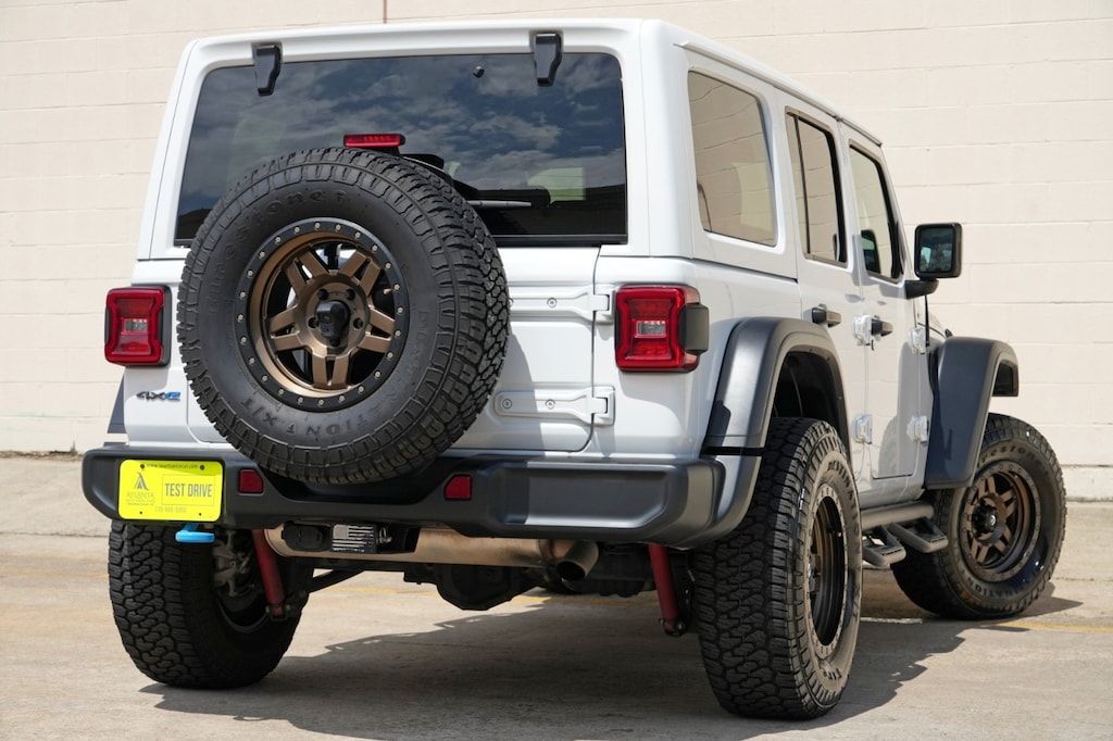 Used 2022 Jeep Wrangler Unlimited 4xe Unlimited Rubicon SUV