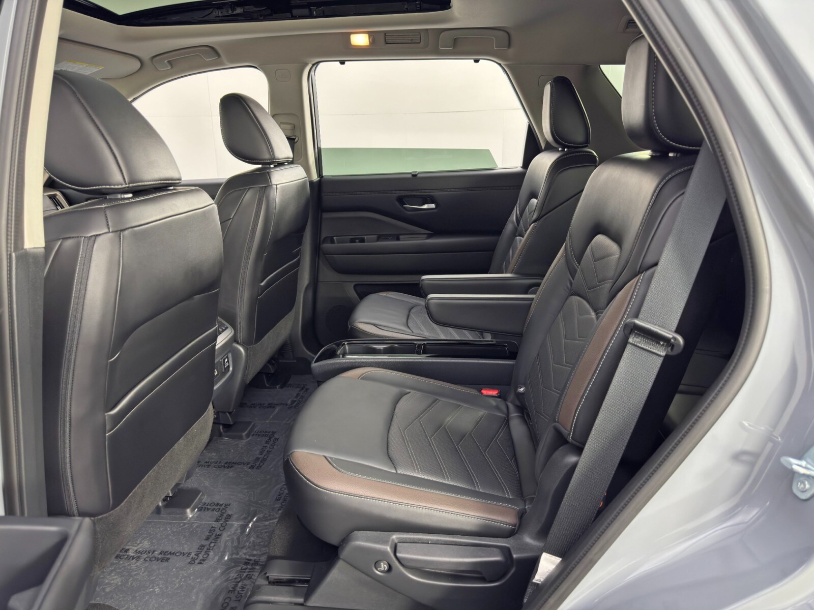 2024 Nissan Pathfinder Platinum - Photo 42