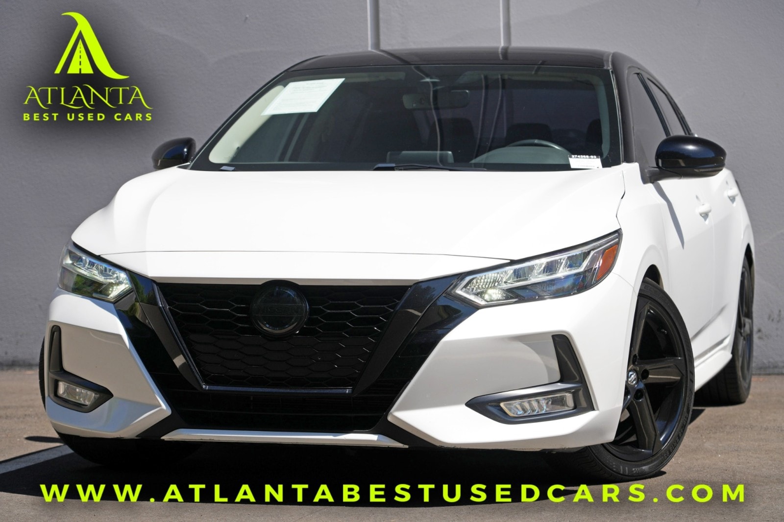 2023 Nissan Sentra SR CVT's photo