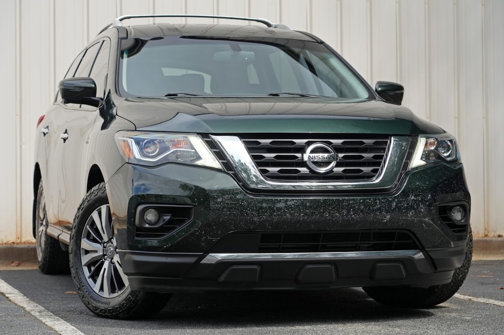 Used 2019 Nissan Pathfinder SL SUV