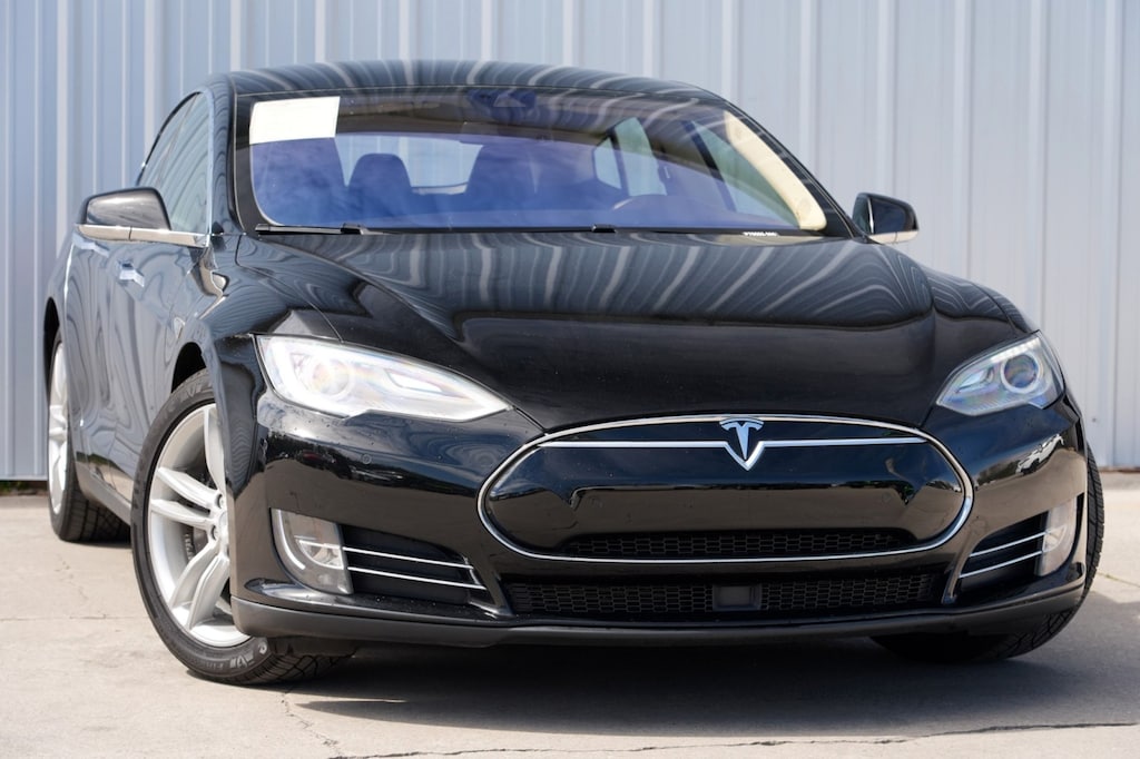 Used 2015 Tesla Model S 60 kWh Battery Sedan