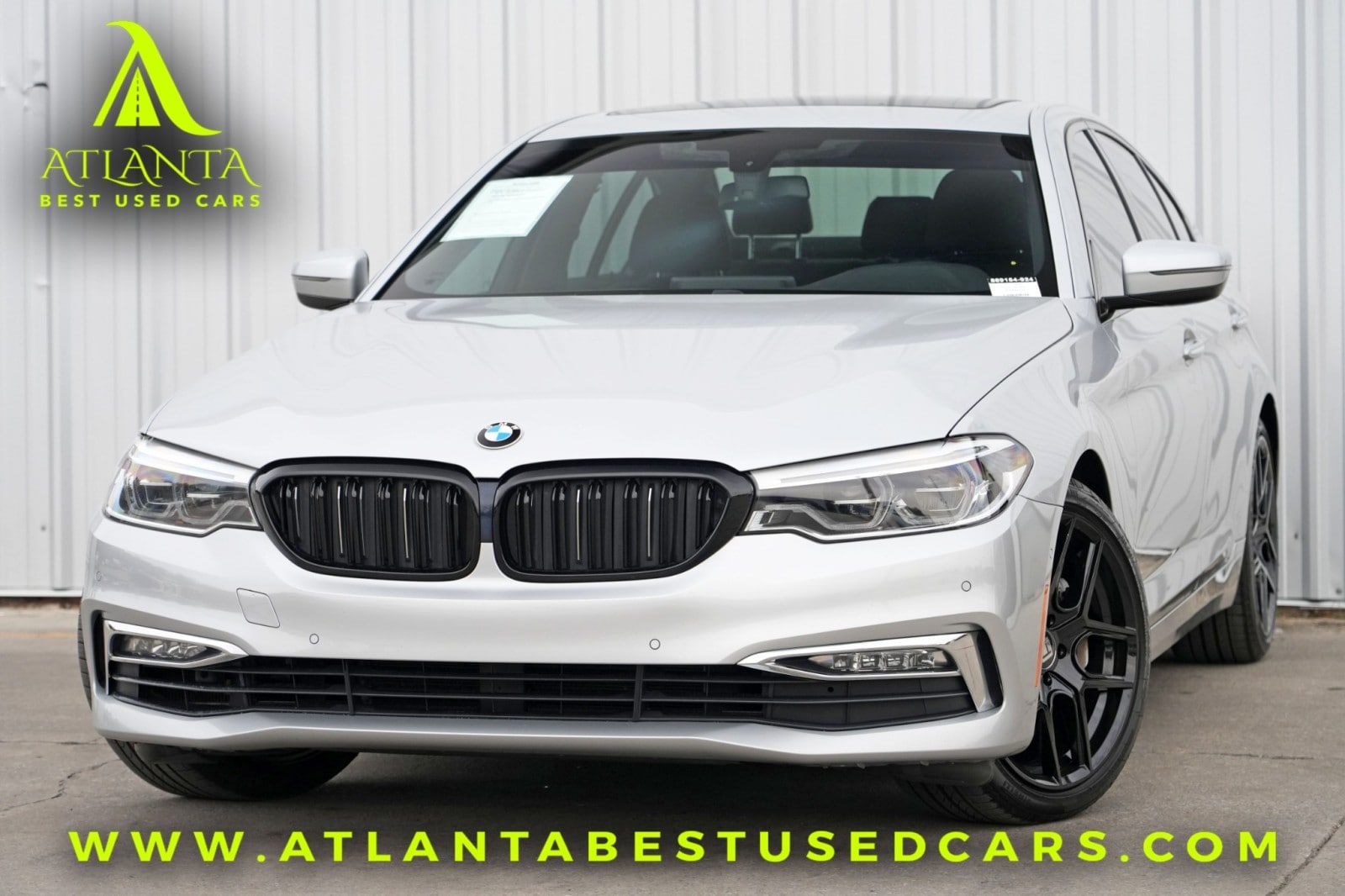 2017 BMW 5 Series 540i xDrive Sedan's photo