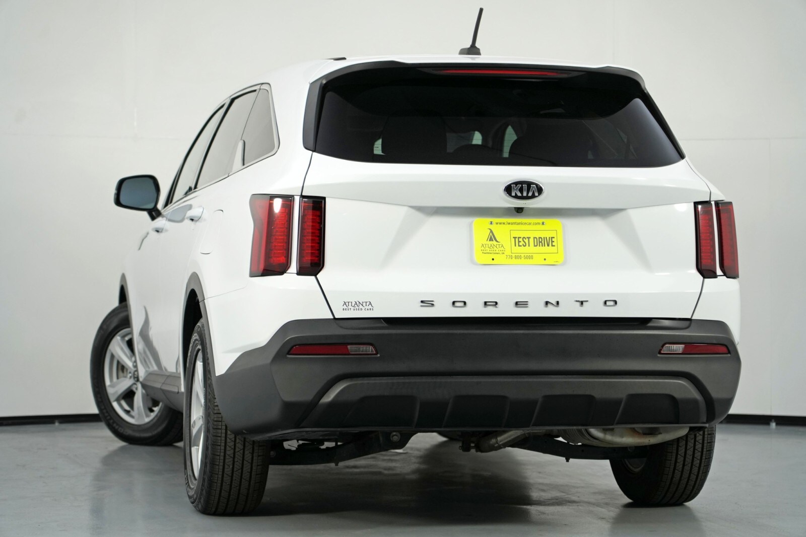 2021 Kia Sorento LX photo 4