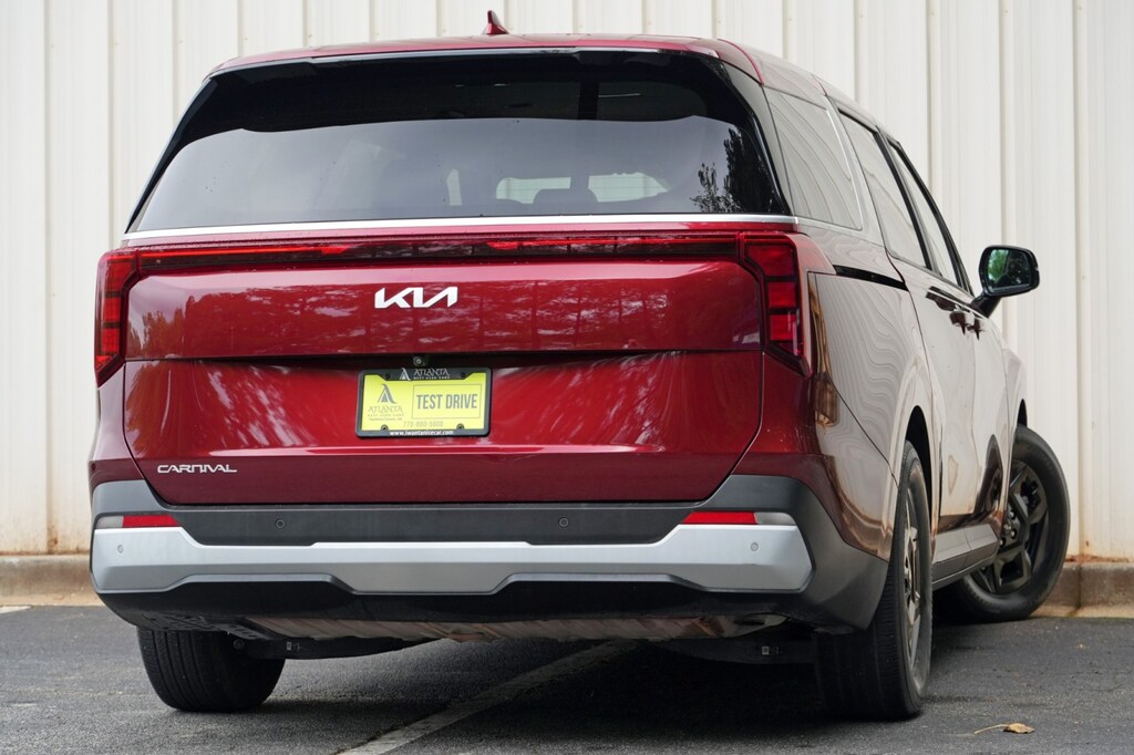 Used 2025 Kia Carnival LXS Van Passenger Van