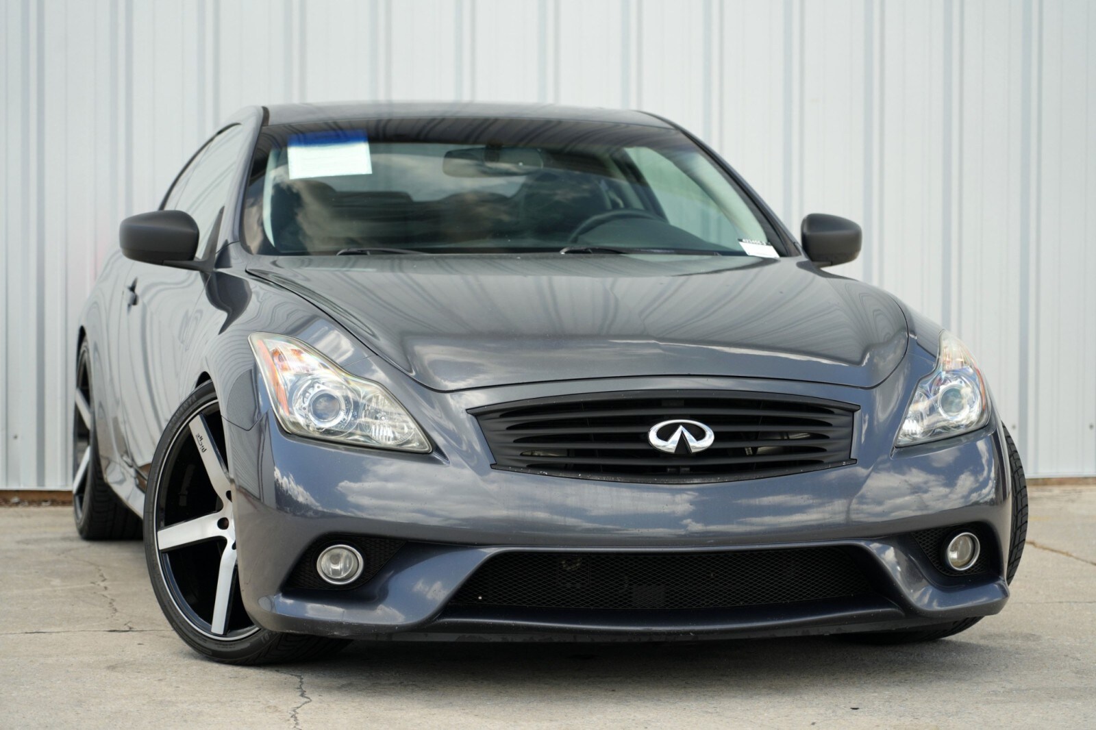 2012 Infiniti G37 Sport photo 2