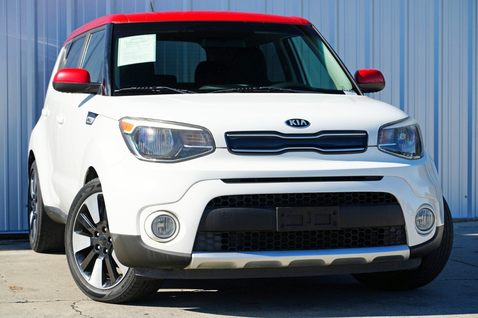 2017 Kia Soul Plus photo 2