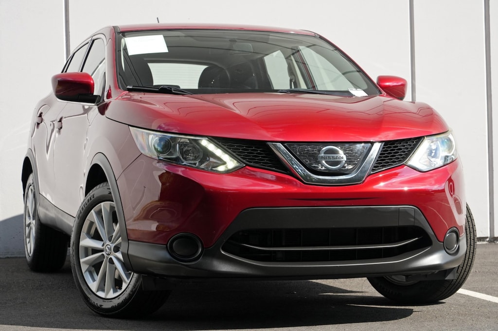 Used 2019 Nissan Rogue Sport S w/ Appearance Package SUV