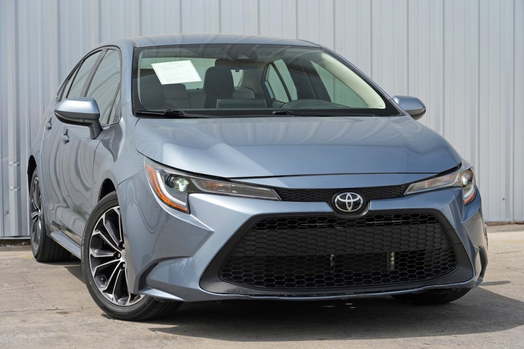 Used 2020 Toyota Corolla LE Sedan
