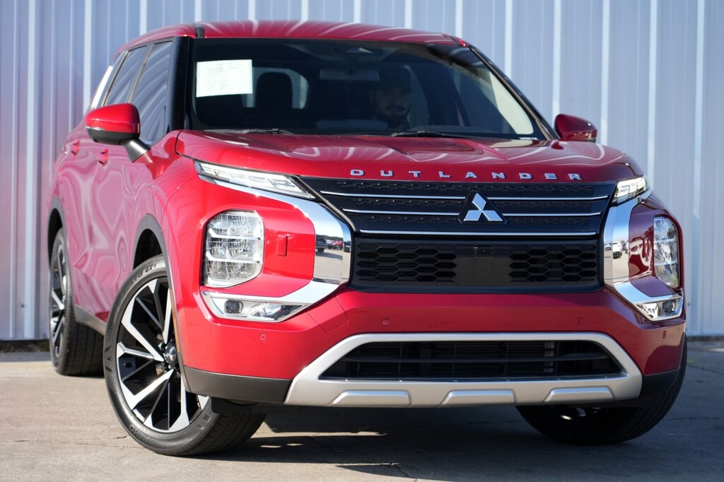 Used 2022 Mitsubishi Outlander SE CUV