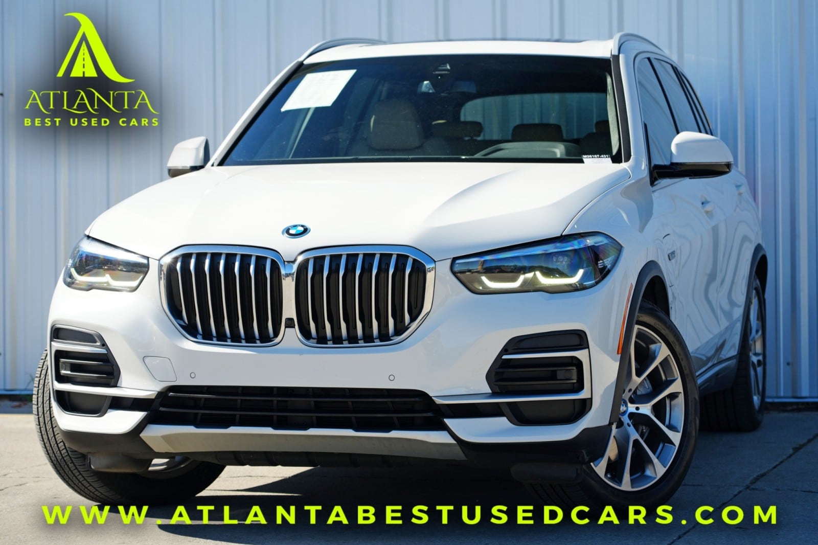 2022 BMW X5 45e's photo