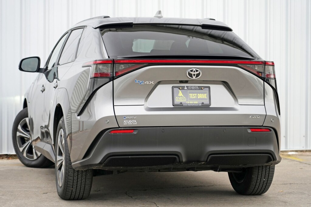 Used 2024 Toyota bZ4X XLE w/ Weather Package SUV