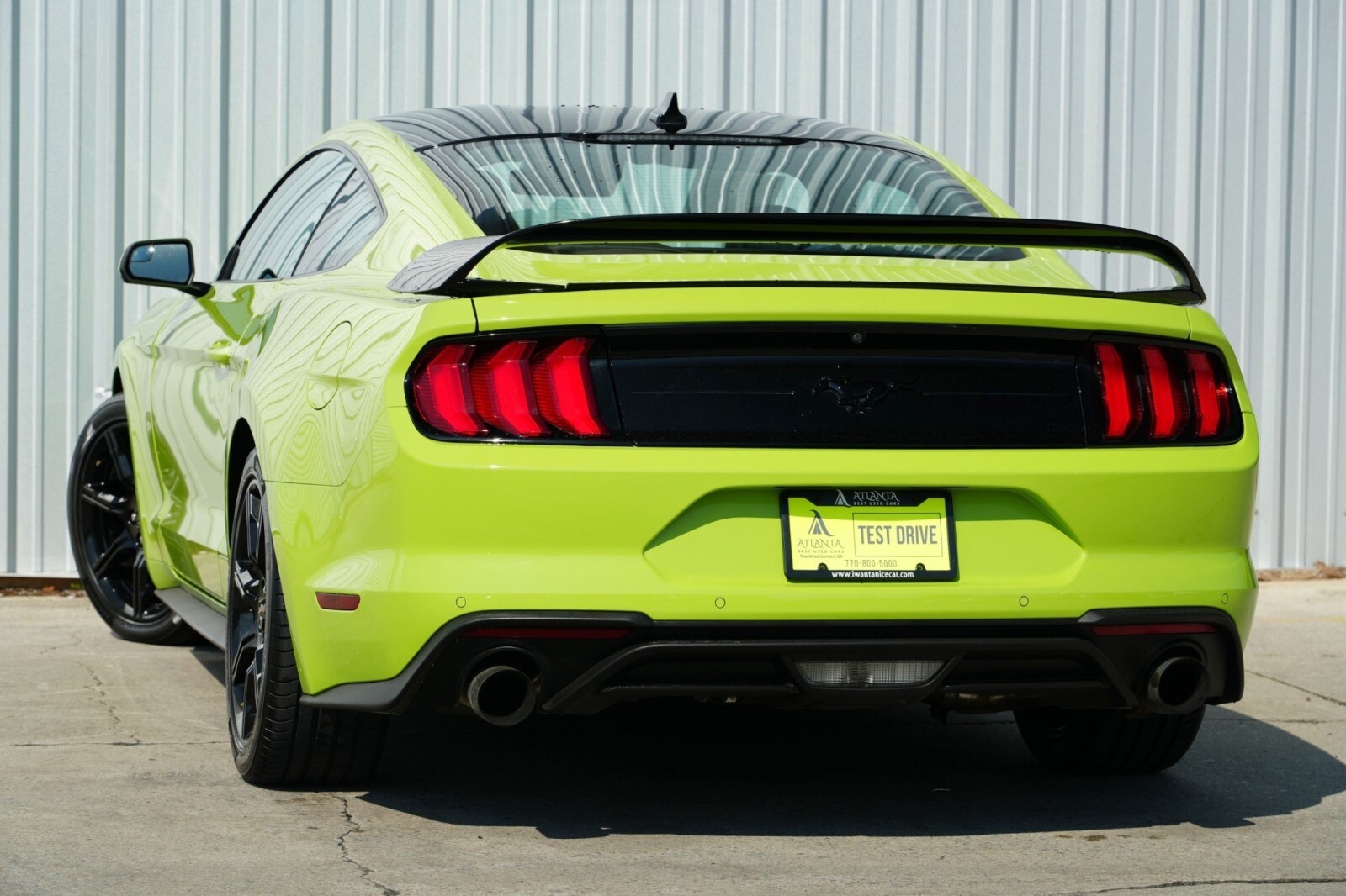 2020 Ford Mustang EcoBoost photo 4